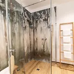 Veilcheneck Apartment *